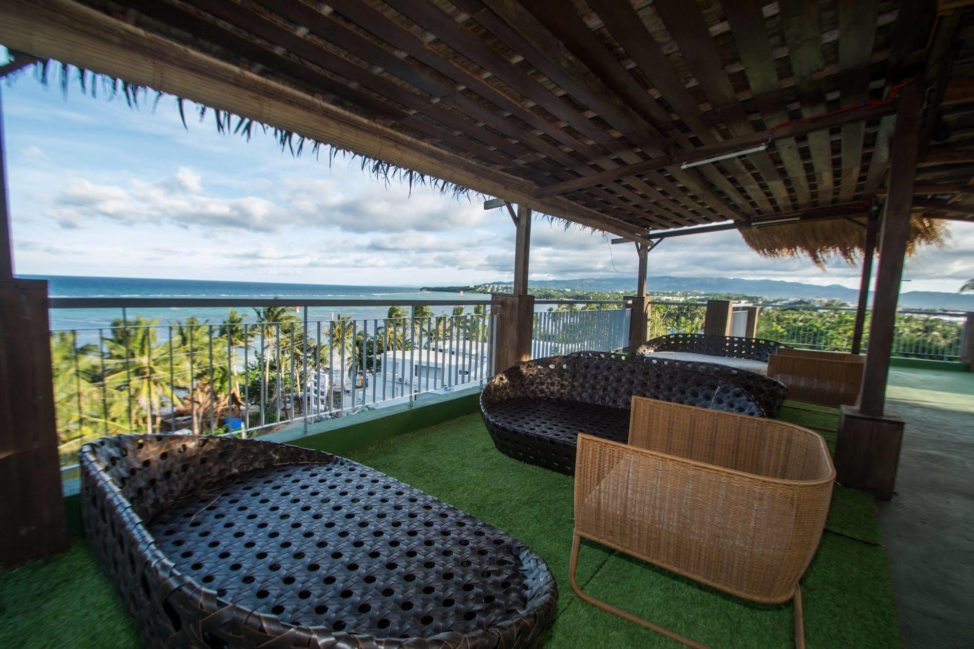 Luxeview Hotel 발라박 외부 사진